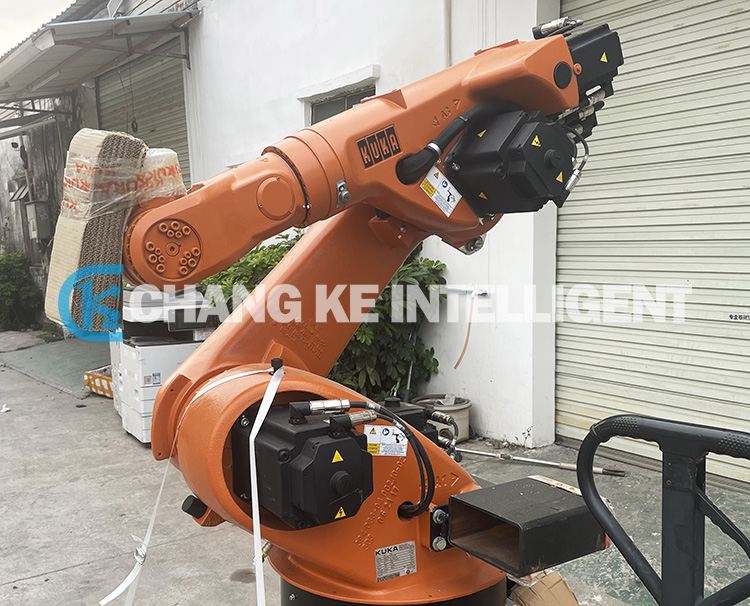 KUKA KR C4 Robot KR 60-3