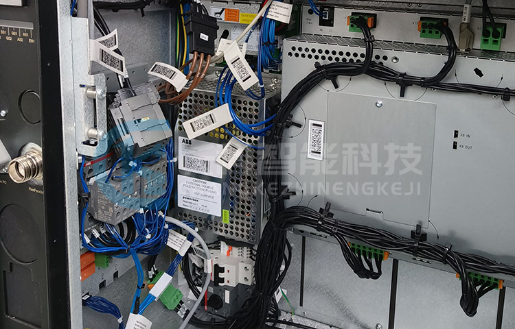 ABB機(jī)器人控制柜IRC5 Single 3HAC052355-001維修