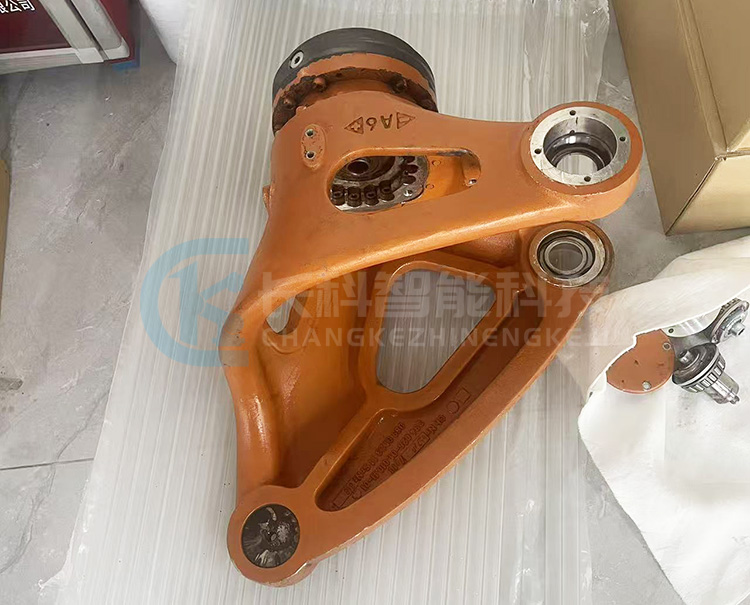 庫(kù)卡堆垛機(jī)器人KR180-2P減速機(jī)和鑄體